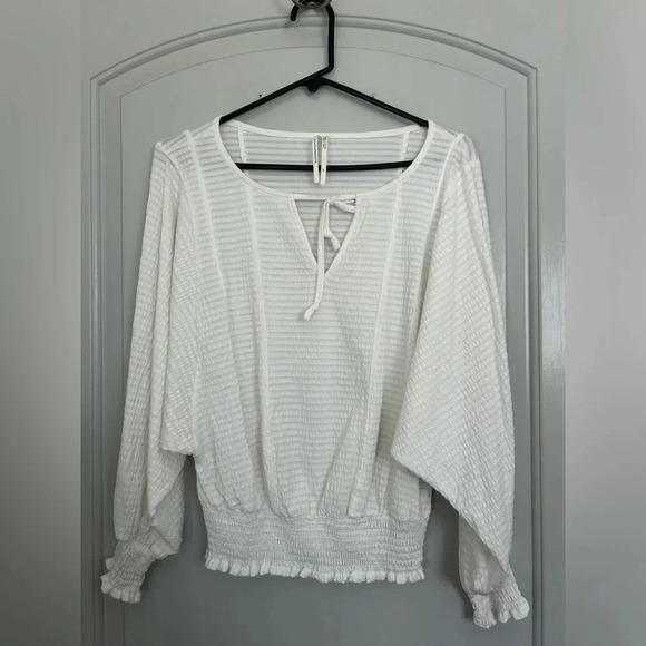 Anthropologie Rebecca smocked top puff sleeves white size small - Picture 3 of 12